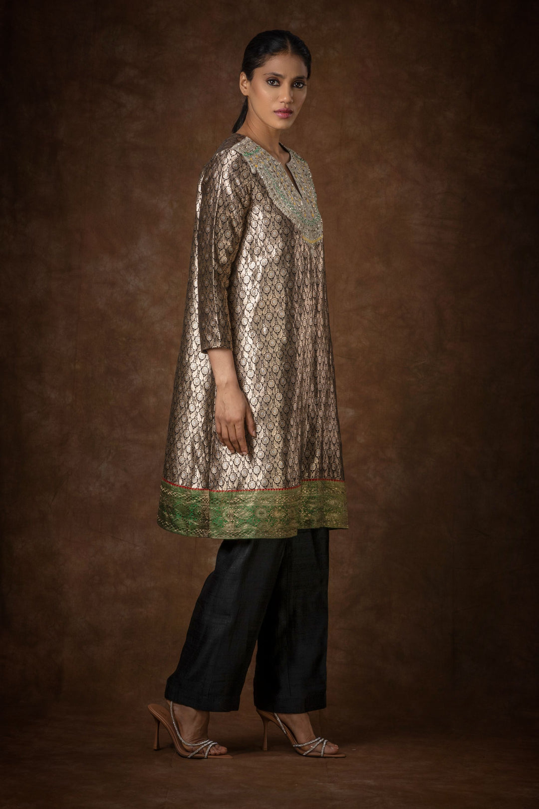 Varij Kurta & Pants Set