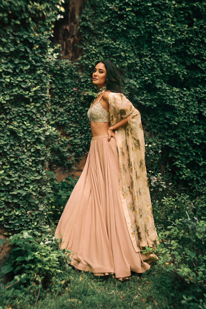 Dusty Pink Lisa Cape Set – Bhumika Sharma